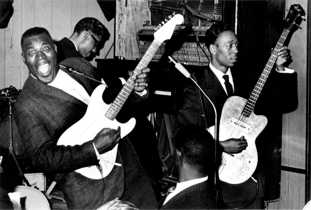 http://thebluesmobile.com/wp-content/uploads/2014/02/HowlinWOlf-1050x709.jpg