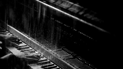 http://thebluesmobile.com/wp-content/uploads/2015/02/rain-piano-gif.gif