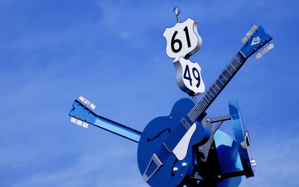 http://thebluesmobile.com/wp-content/uploads/2016/06/34-Highway-61-a0118-000209-1680x1050-1050x656.jpg