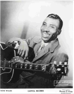 T-Bone_Walker_in_1942